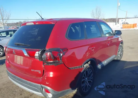 2016 Mitsubishi Outlander Se z USA, uszkodzony, nr VIN JA4AD3A38GZ039860